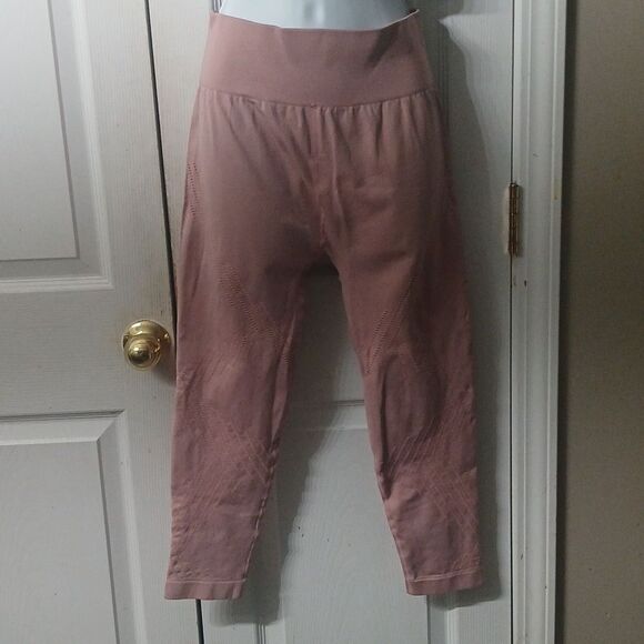 Nova Sports light mauve  2pc set sports bra legging set  Sz M  NWOT - Picture 2 of 10